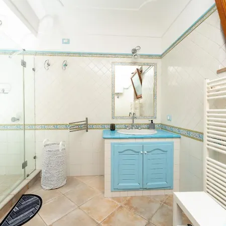 Casa Vacanza La Scogliera شقة كابري