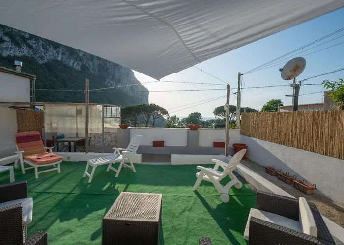 Daire Casa Vacanza La Scogliera *