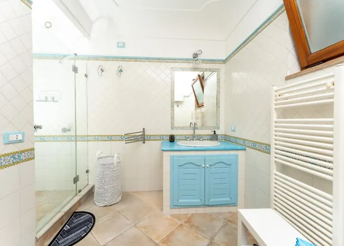 Casa Vacanza La Scogliera Apartment Capri